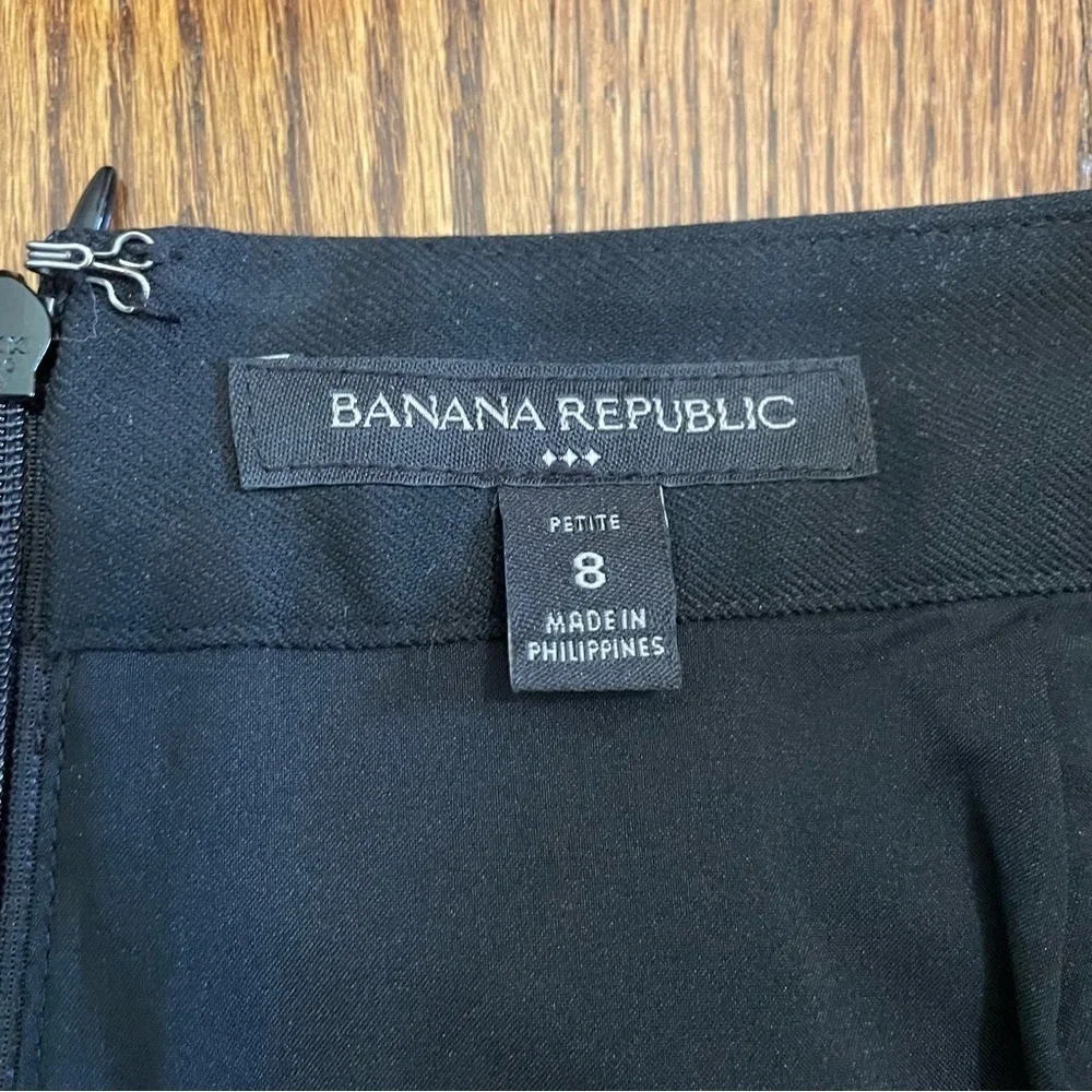 Banana Republic Black Pencil Skirt Size 8P